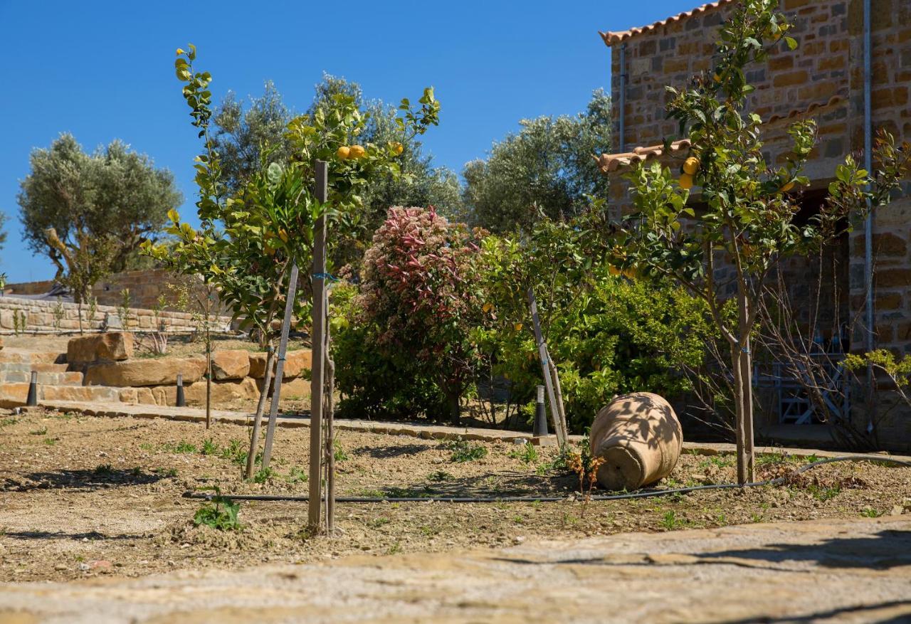 Afentiko Pigadi Villa Methoni  Exterior photo